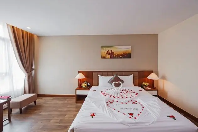 Deluxe Tek Büyük Yataklı Oda