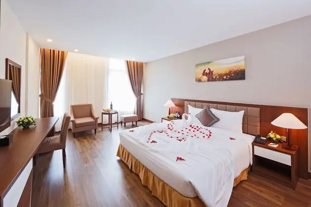 Deluxe Tek Büyük Yataklı Oda