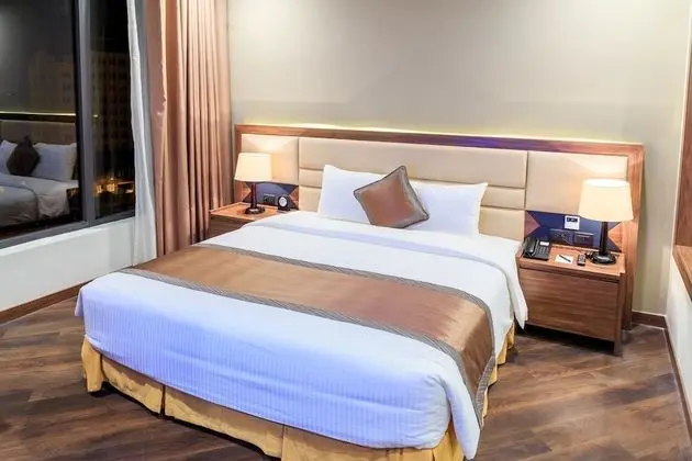 Deluxe Tek Büyük Yataklı Oda