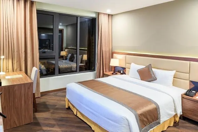 Deluxe Tek Büyük Yataklı Oda