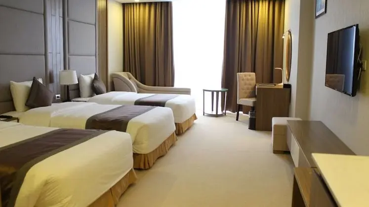 Deluxe Üç Kişilik Oda