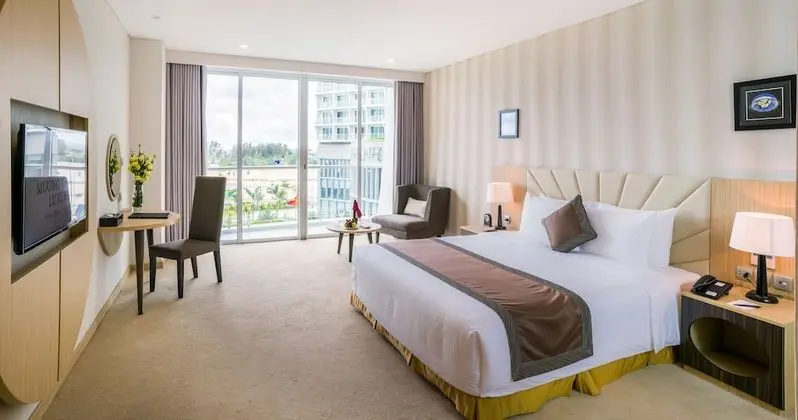 Deluxe Tek Büyük Yataklı Oda, 1 En Büyük (King) Boy Yatak, Sigara İçilmez, Deniz Manzaralı