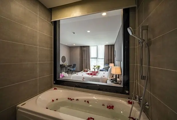 Deluxe Üç Kişilik Oda
