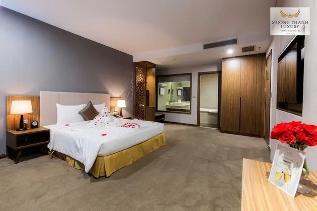 Deluxe Tek Büyük Yataklı Oda