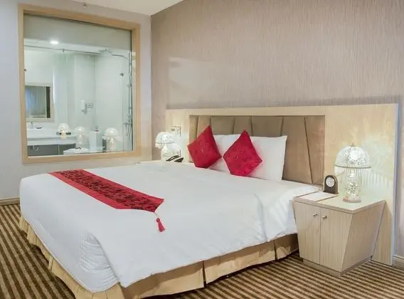 Deluxe Tek Büyük Yataklı Oda, 1 En Büyük (King) Boy Yatak, Şehir Manzaralı
