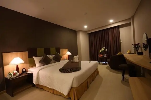 Deluxe Tek Büyük Yataklı Oda