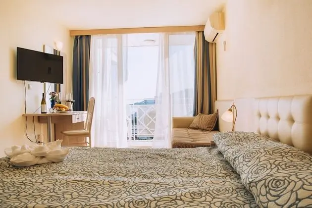 Tek Büyük Yataklı Oda, Deniz Manzaralı