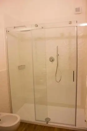 Deluxe Tek Büyük Yataklı Oda (Bianca)