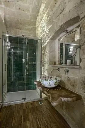 Tek Büyük Yataklı Oda (Verde)