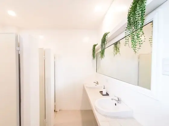 Dört Kişilik Oda (with Shared Bathroom)