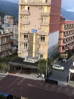 Deluxe Tek Büyük Yataklı Oda, 1 Çift Kişilik Yatak, Balkon, Şehir Manzaralı