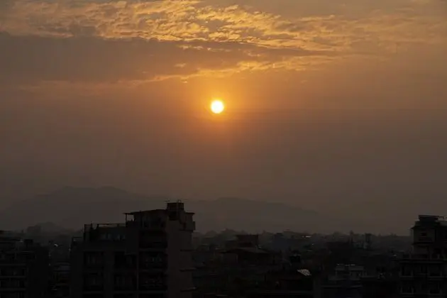 Deluxe Üç Kişilik Oda, Birden Çok Yatak, Balkon, Şehir Manzaralı