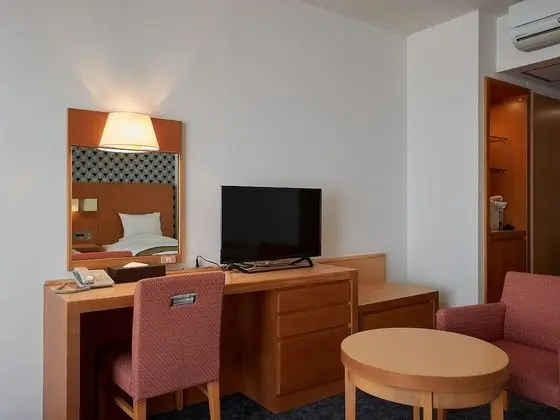 Standard Oda, Sigara İçilmez (Japanese Western Room, 42 m2)
