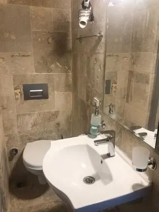 Çatı Katı Standart Oda, Dağ veya Havuz Manzaralı