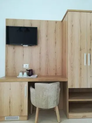 Tek Büyük veya İki Ayrı Yataklı Oda, Balkon