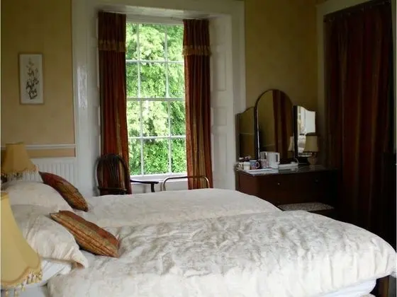 İki Ayrı Yataklı Oda, Banyolu/Duşlu