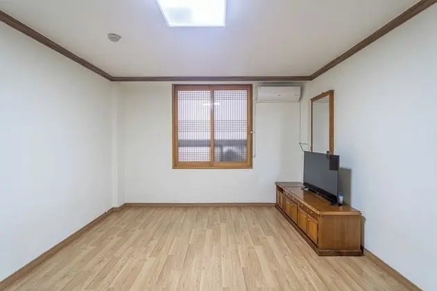 P03) Pension Room for 5 people (Kitchenette)