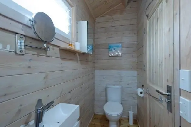 Comfort Kır Evi, 1 En Büyük (King) Boy Yatak, Lagün Manzaralı (Muri Motu Outlook Cottage 1)