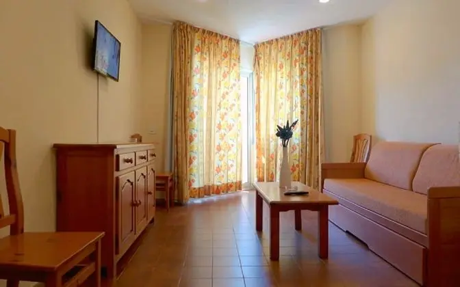 Apart Daire Capacity 6 Two Bedrooms