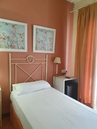 Tek Kişilik Oda