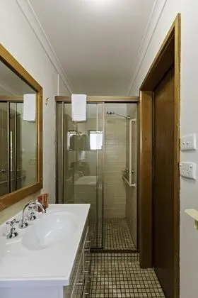 Dört Kişilik Oda