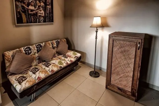 Oda (Papaya, Third Floor)