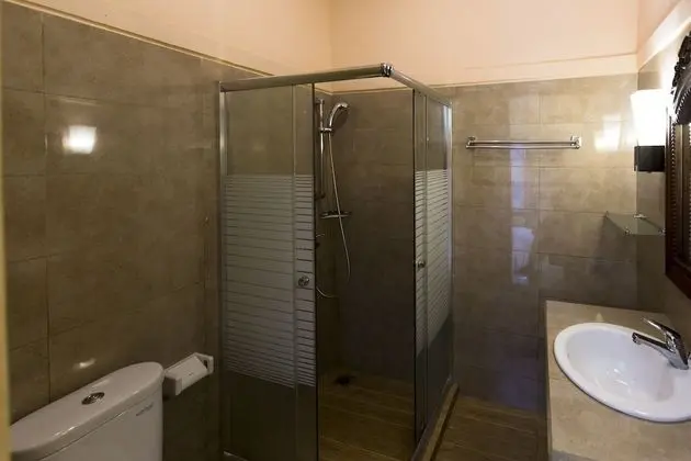 Deluxe Tek Büyük Yataklı Oda, 1 Çift Kişilik Yatak, Bahçe Manzaralı