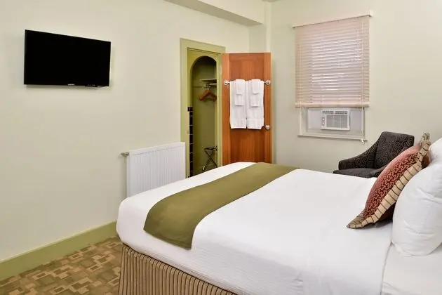 Süit, 1 Büyük (Queen) Boy Yatak