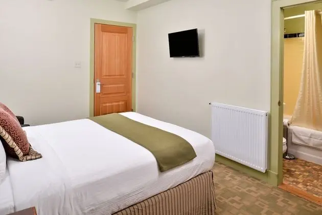 Süit, 1 Büyük (Queen) Boy Yatak