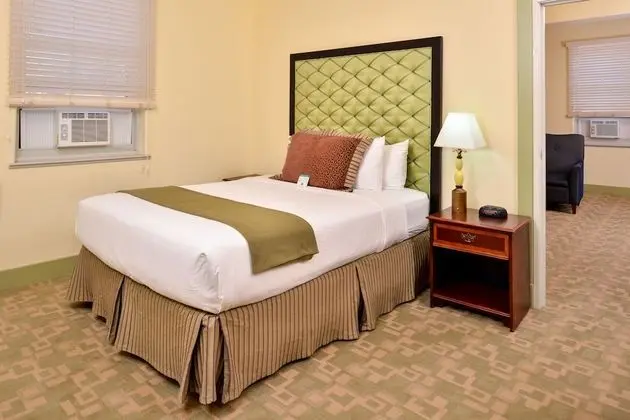 Süit, 1 Büyük (Queen) Boy Yatak