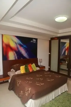 Studio Room