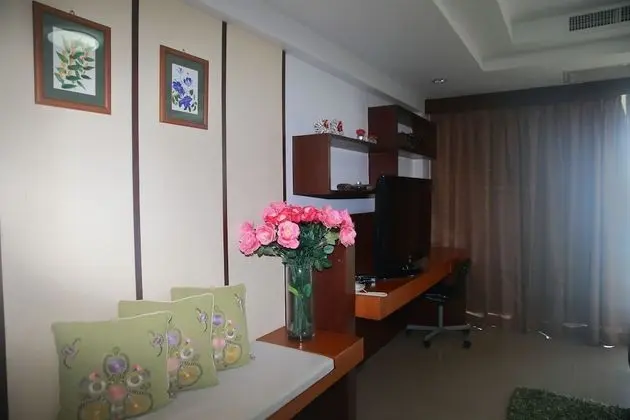 Studio Room