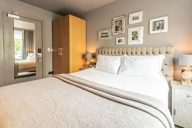 Tek Büyük Yataklı Oda, 1 Yatak Odası