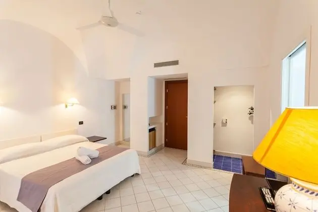 Superior Tek Büyük veya İki Ayrı Yataklı Oda