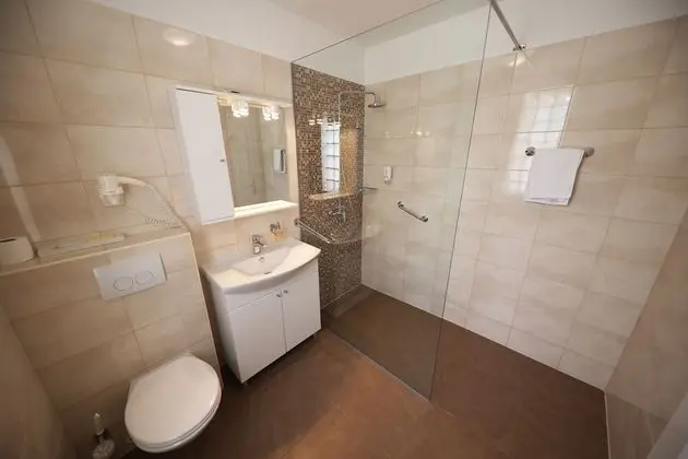 Superior Tek Büyük Yataklı Oda, Balkon, Deniz Manzaralı