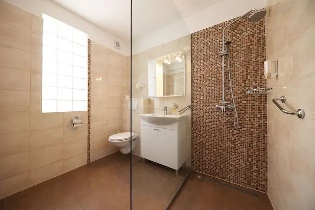 Superior Tek Büyük Yataklı Oda, Balkon, Deniz Manzaralı