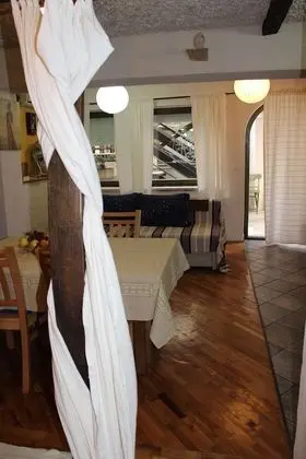 Deluxe Stüdyo