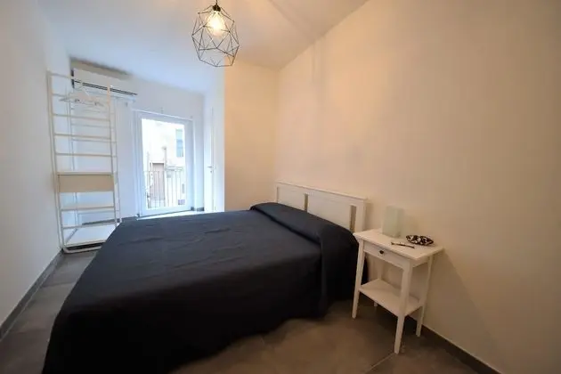 Classic Tek Büyük Yataklı Oda