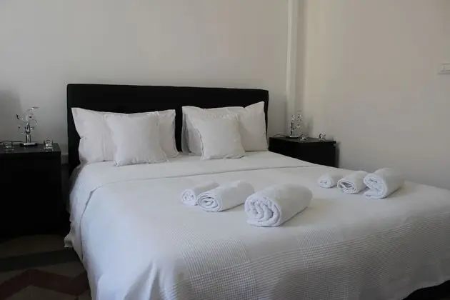 Basic Dört Kişilik Oda, Sigara İçilmez