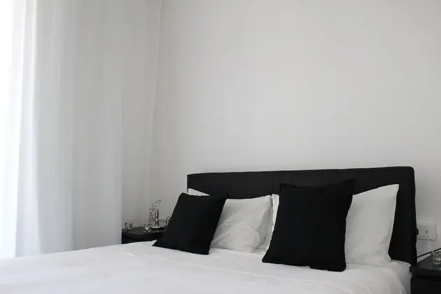 Basic Dört Kişilik Oda, Sigara İçilmez