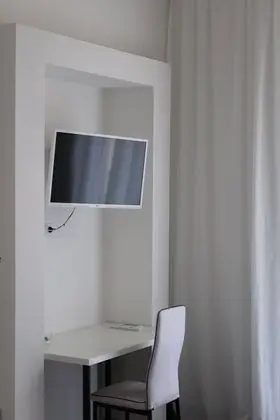 Basic Dört Kişilik Oda, Sigara İçilmez