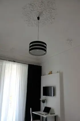 Basic Oda, Sigara İçilmez