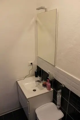 Basic Oda, Sigara İçilmez