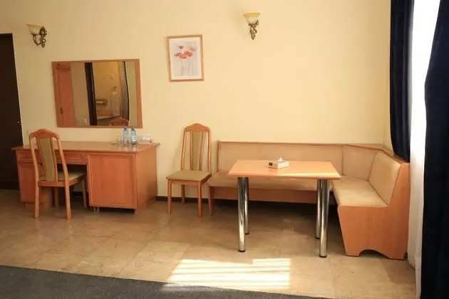 Standard Üç Kişilik Oda