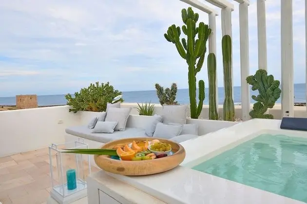 Luxury Tek Büyük Yataklı Oda