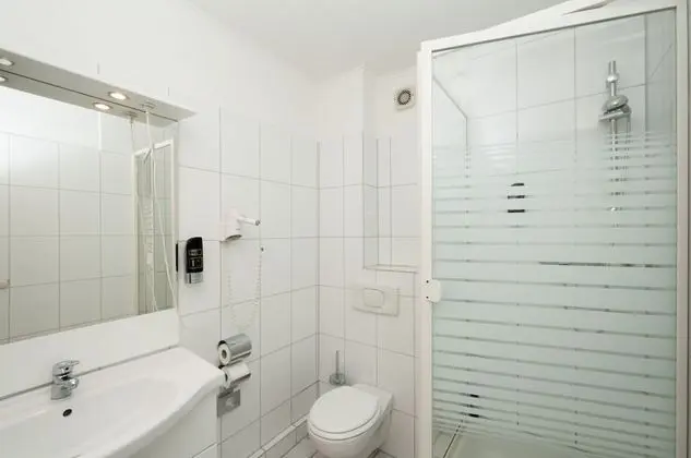 Tek Kişilik Oda, 1 Tek Kişilik Yatak