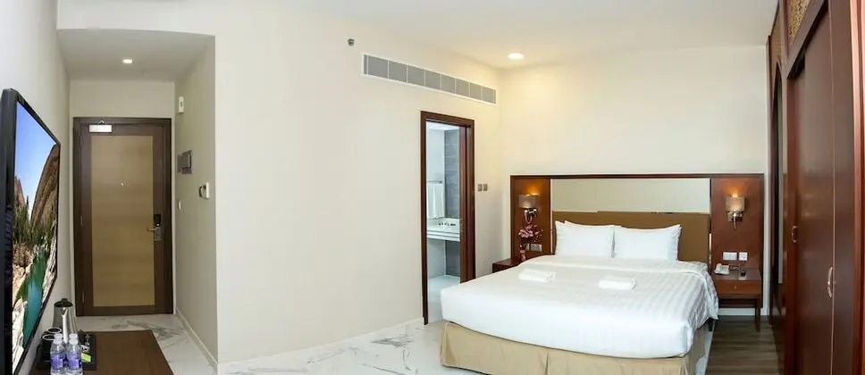 Deluxe Tek Büyük Yataklı Oda