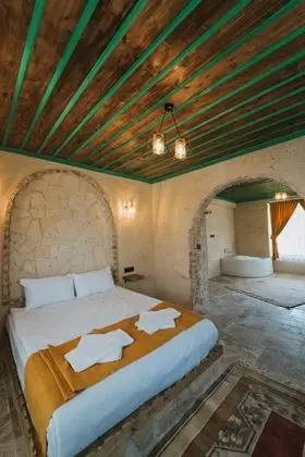 Deluxe Suite, Jakuzili