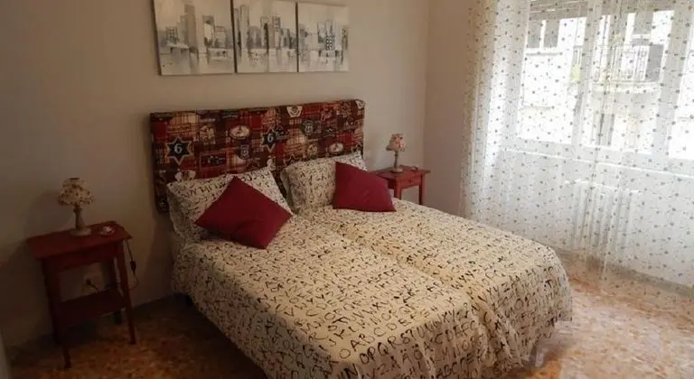 İki Ayrı Yataklı Oda, 2 Tek Kişilik Yatak, Ortak Banyo