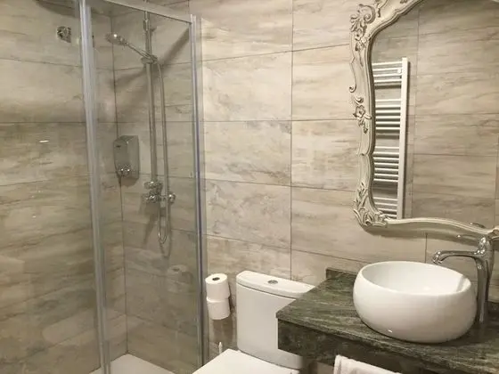 Deluxe Tek Büyük Yataklı Oda, 1 En Büyük (King) Boy Yatak